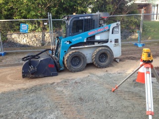 BOBCAT HIRE NORTH LAKES